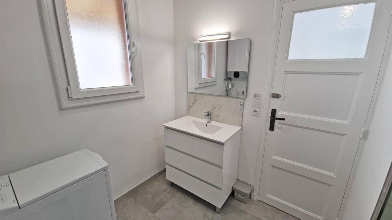 Maxbnb - T2 Balcon 50M2 - Climatise - Ouest - Tulon Zewnętrze zdjęcie