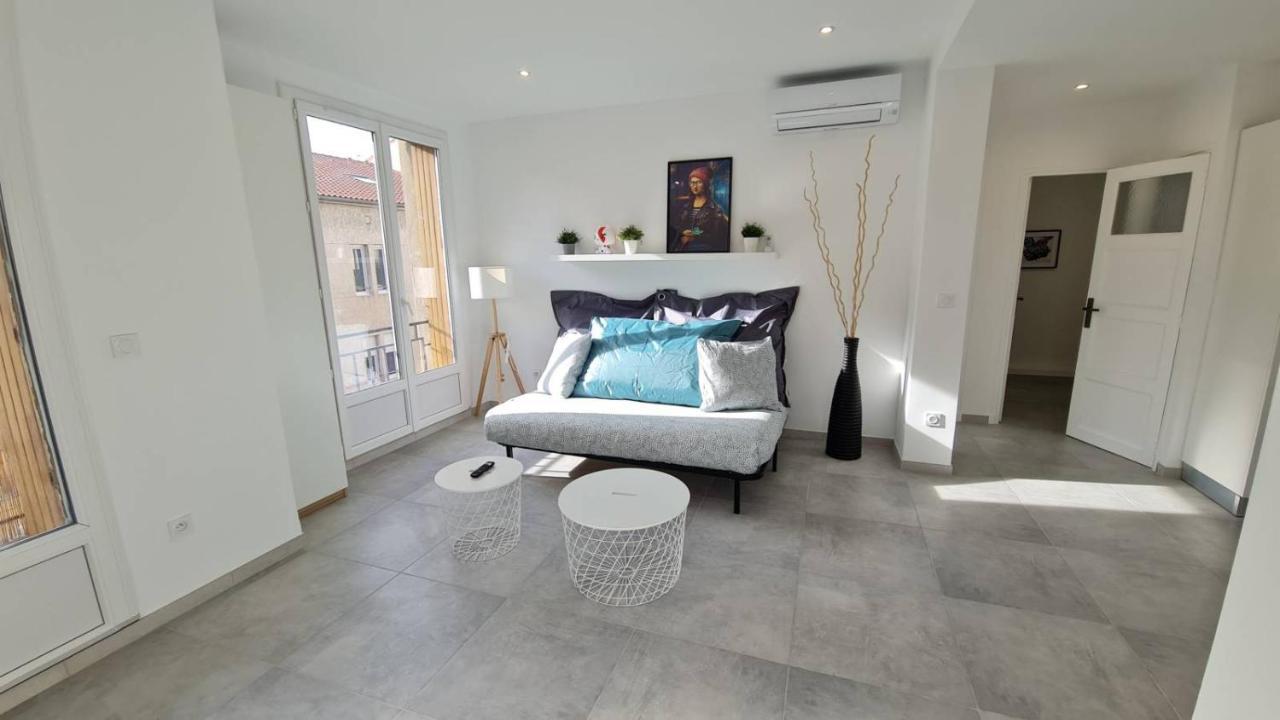 Maxbnb - T2 Balcon 50M2 - Climatise - Ouest - Tulon Zewnętrze zdjęcie